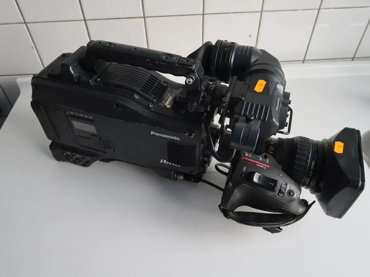 Billede 1 - Kamera PANASONIC AJ-HPX2100E med lens