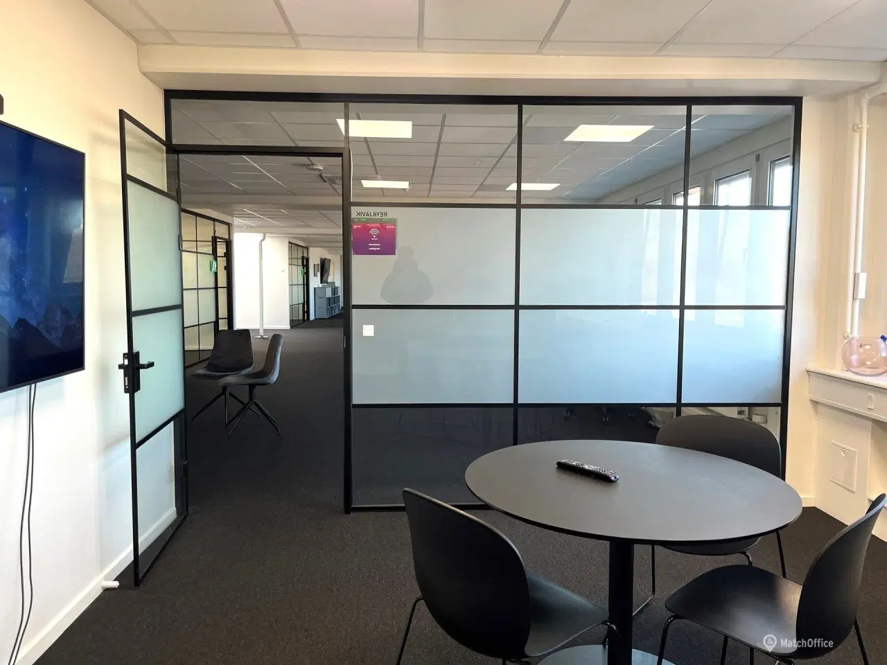 Billede 7 - Stor lager m. vareelevator og istandsat kontor med klimaanlæg