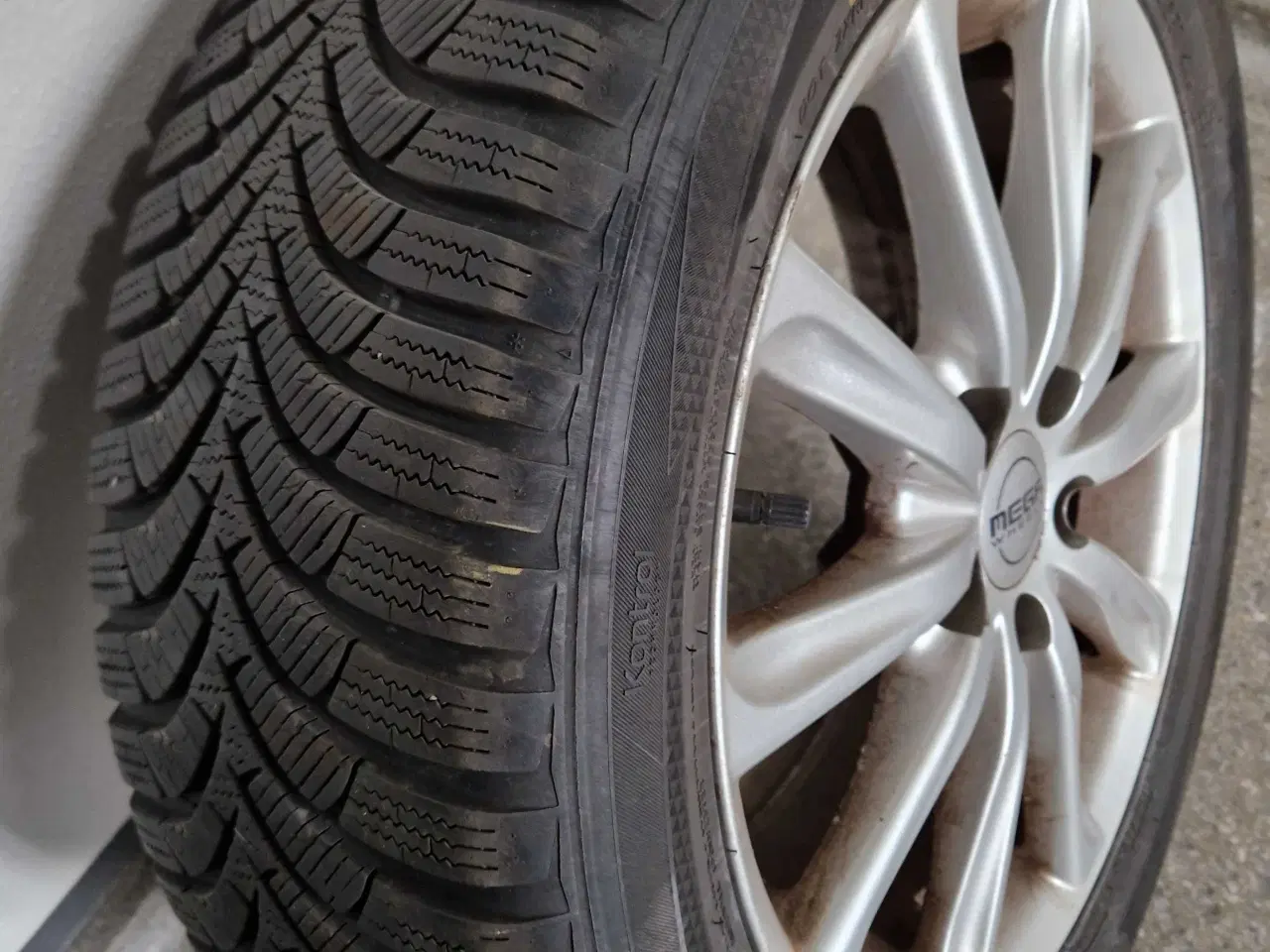 Billede 2 - 4 stk.hankook vinterdæk på allufelge passer til as