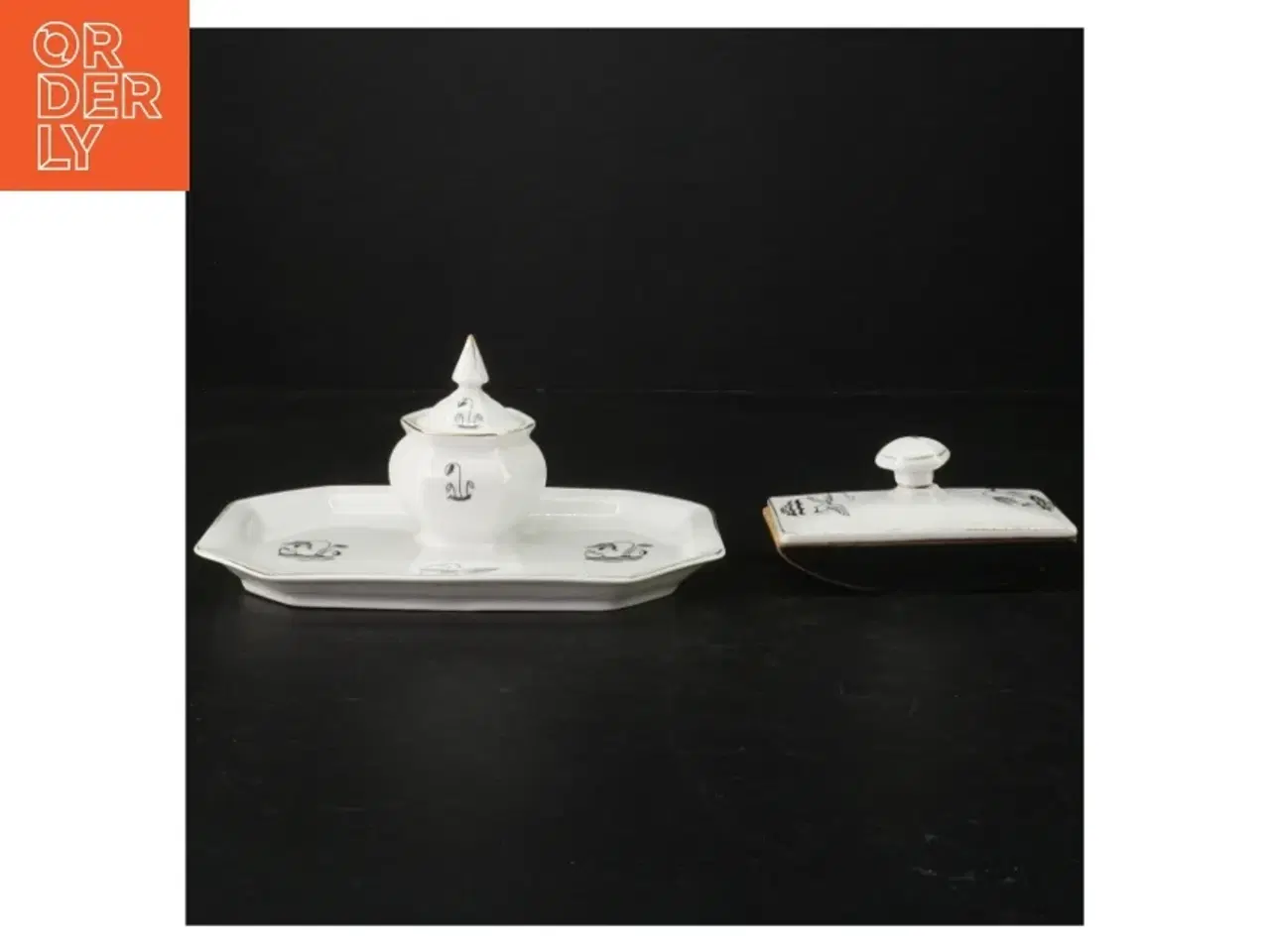 Billede 1 - Keramik blækhus med blækpresse fra Beyer & Bock (str. 19 x 12 cm)