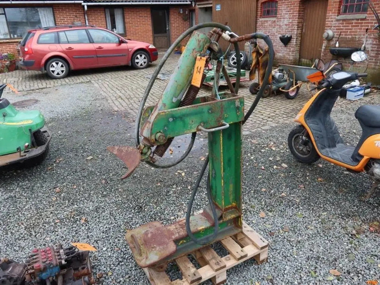 Billede 1 - DÆKMASKINE.