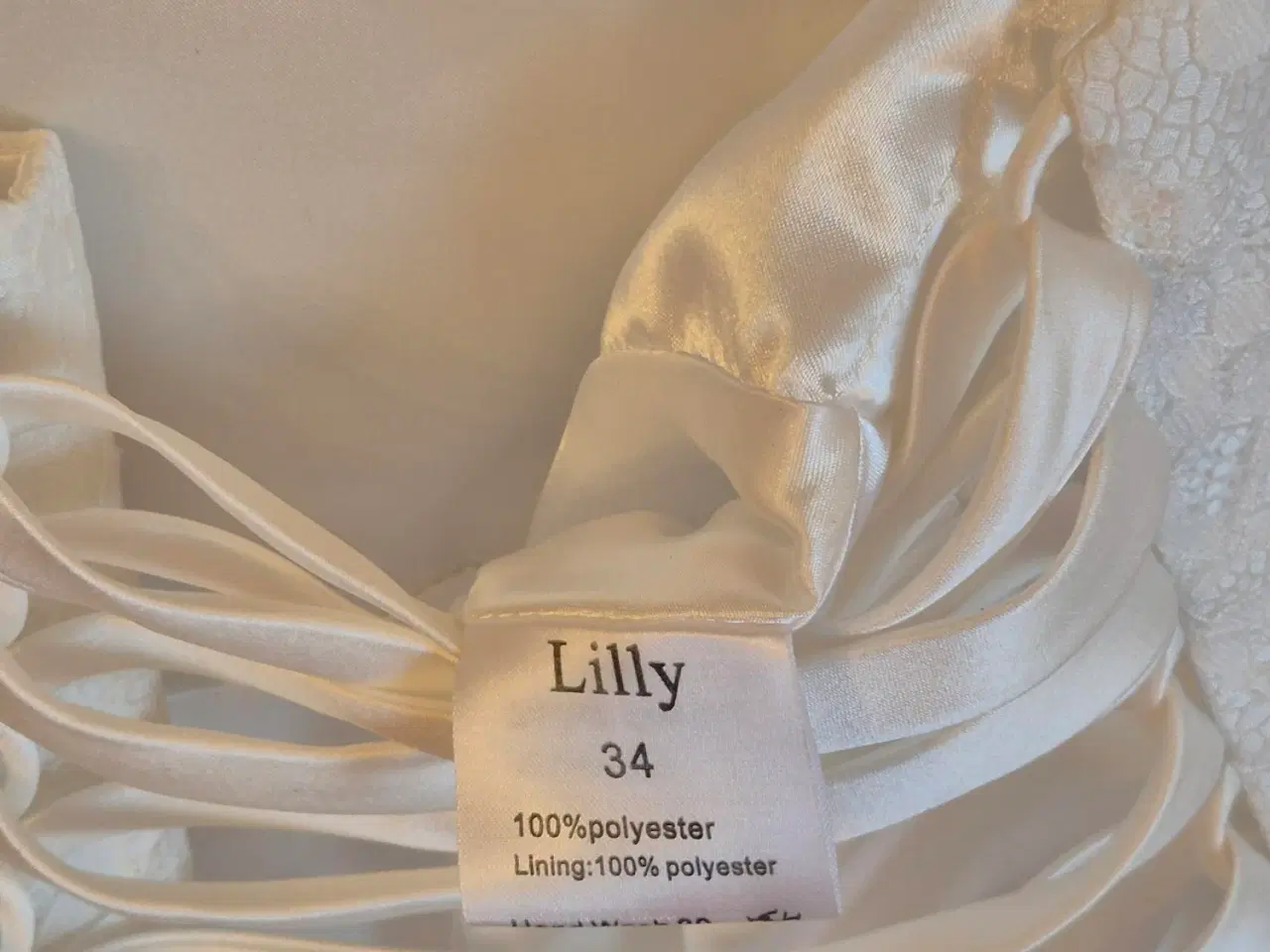 Billede 3 - Lilly konfirmationskjole str. 34
