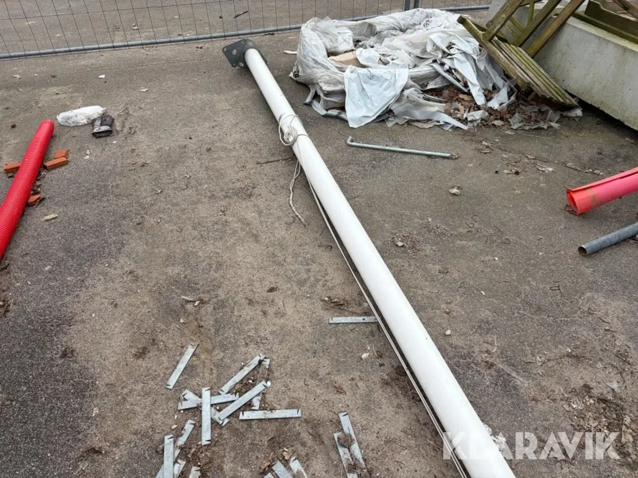 Billede 4 - Flagstænger med beton blok fod 2 styk