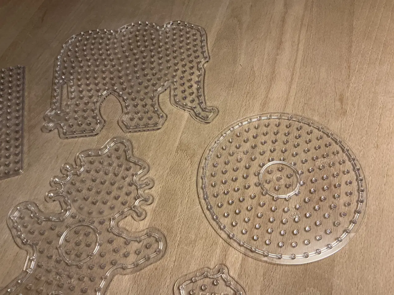 Billede 3 - Hama plader til maxi perler