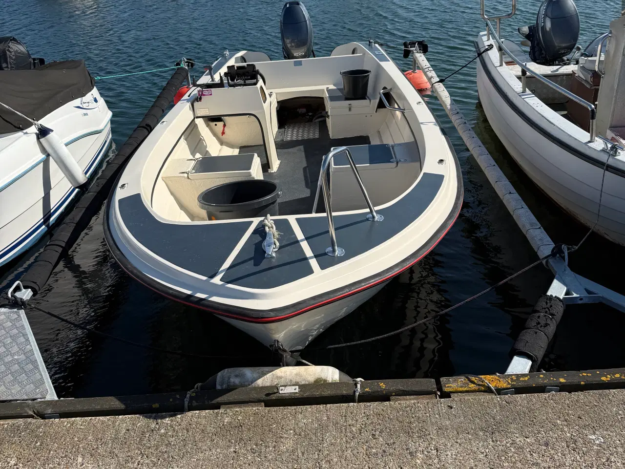 Billede 23 - Uttern 560