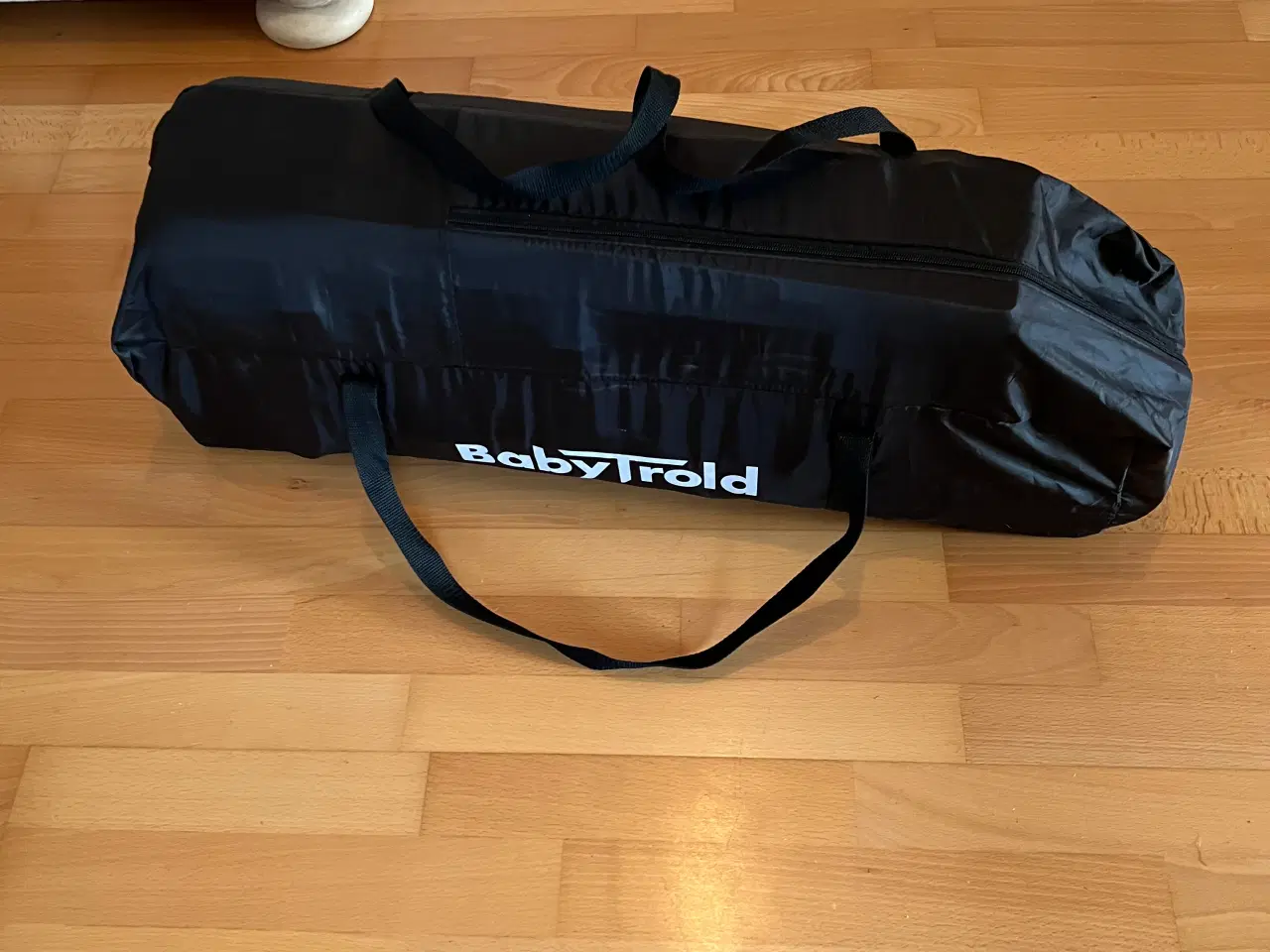 Billede 5 - Weekend seng/ rejseseng