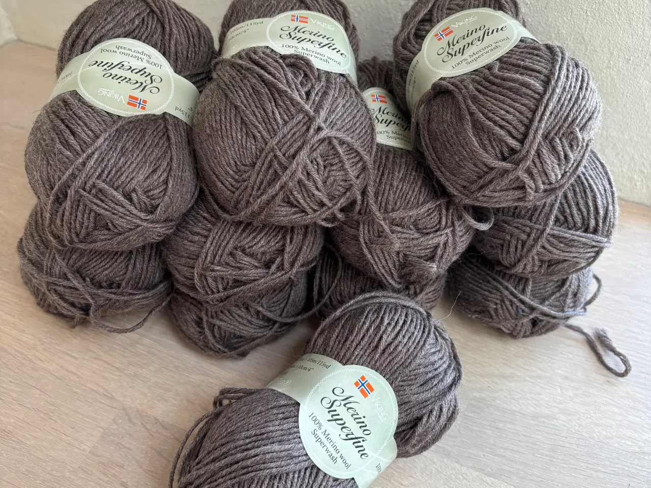 Billede 1 - 12 ngl Viking merino superfine