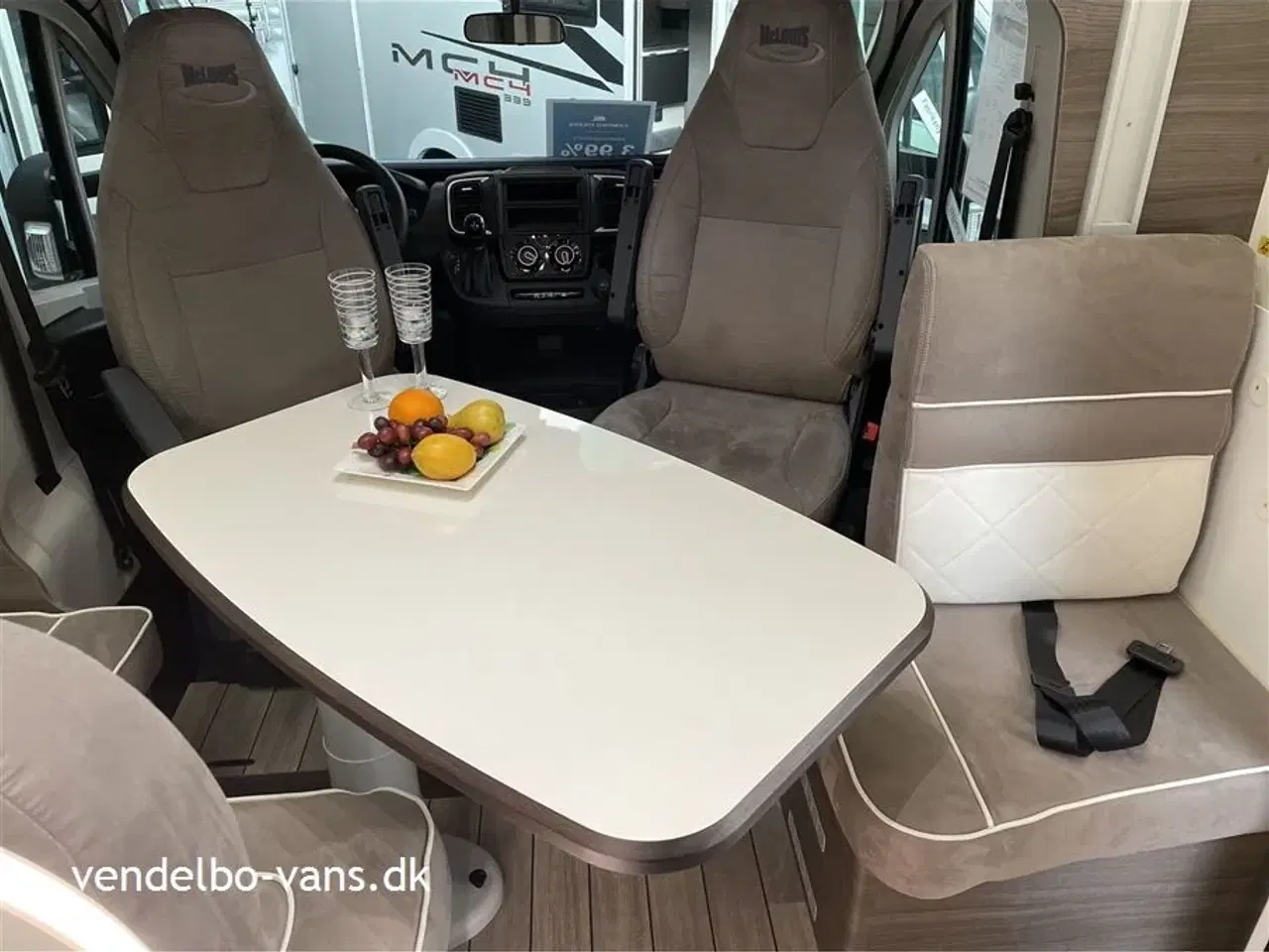 Billede 9 - 2025 - McLouis Mc4 873 G Enkeltseng og stor garage under - hæve/sænkeseng - Automatgear