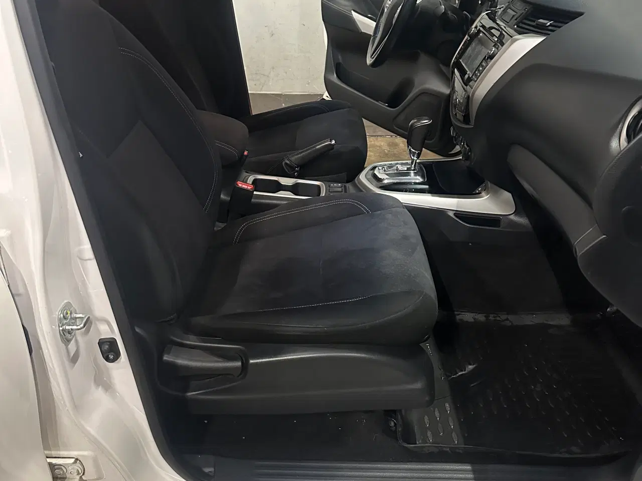 Billede 5 - Nissan Navara 2017 km 98.500.