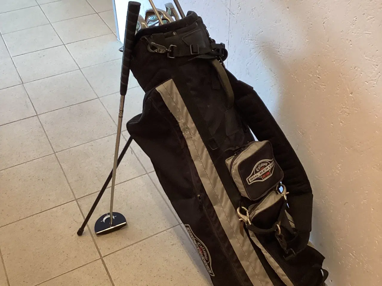 Billede 3 - CALLAWAY Bærebag m/ køll og jern billig start.