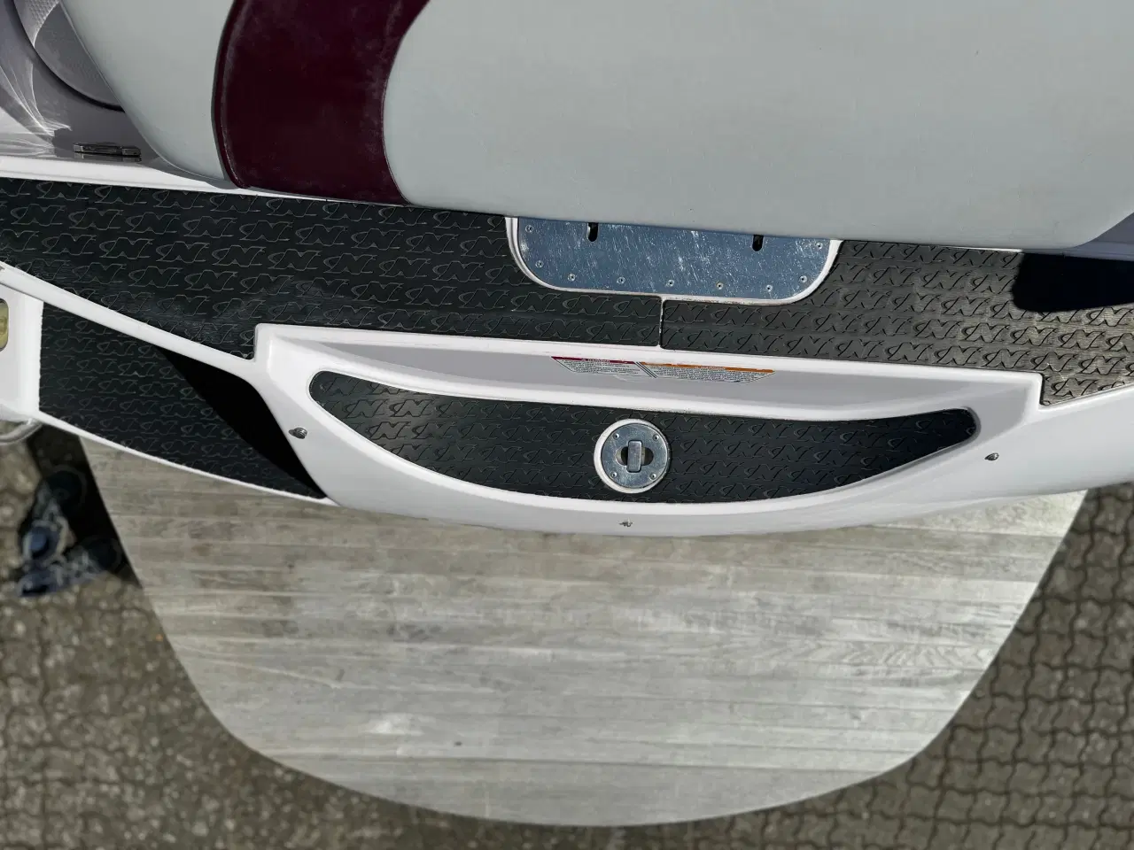 Billede 15 - 226 Limited med 375 hk ZR6 8,1L V8 i/o og 3000 kg Humbauer bådtrailer - Engros til CVR nummer