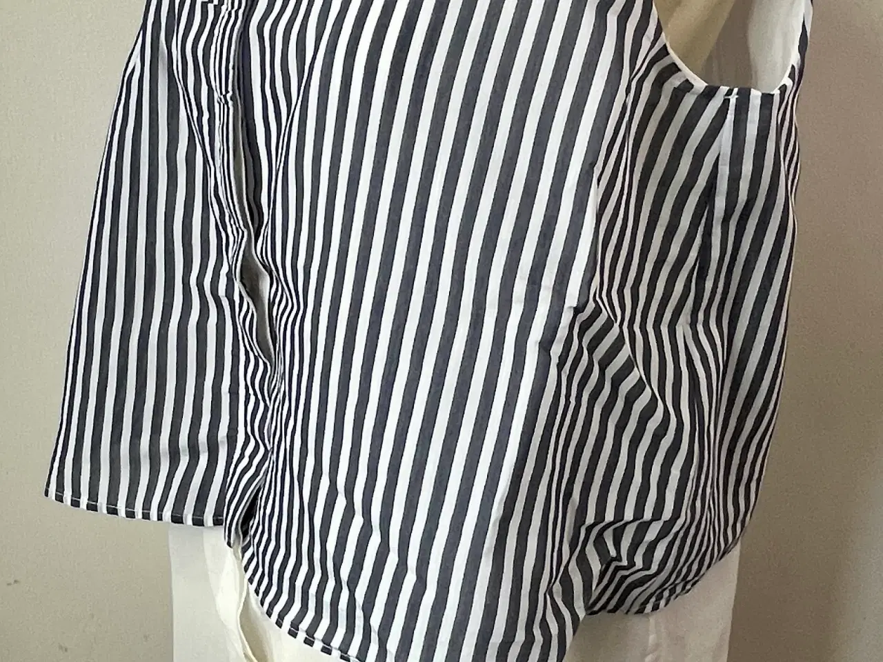 Billede 4 - Max Mara, bluse, str 40