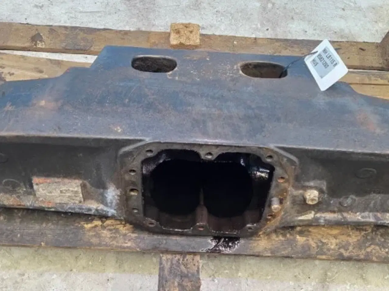 Billede 21 - New Holland LB115B Foraksel Hus 85821293