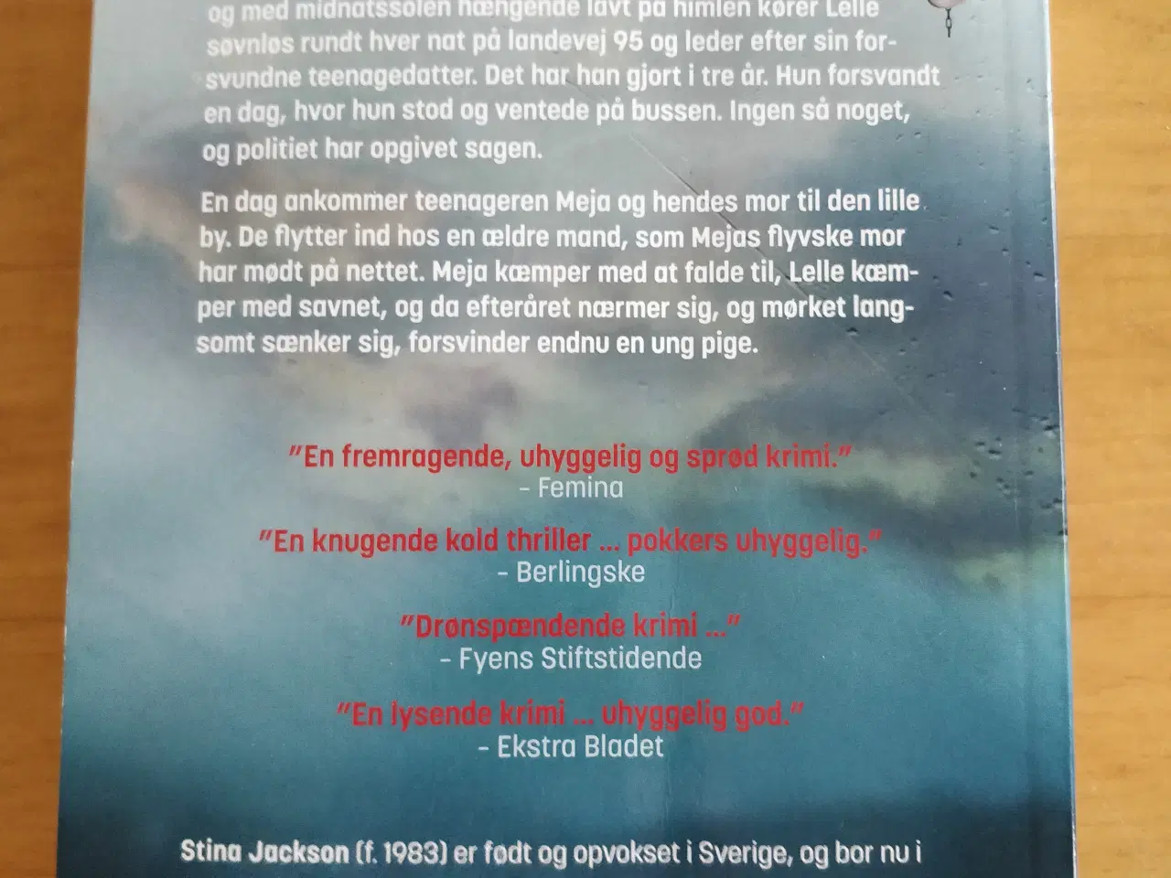 Billede 4 - Sommermørke, Stina Jackson