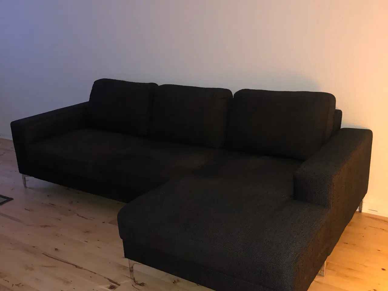 Billede 2 - Sofa med chaiselong