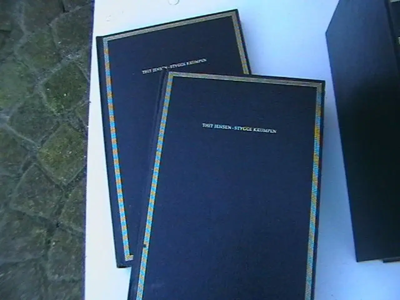 Billede 1 - 2 Bøger af Thit Jensen.