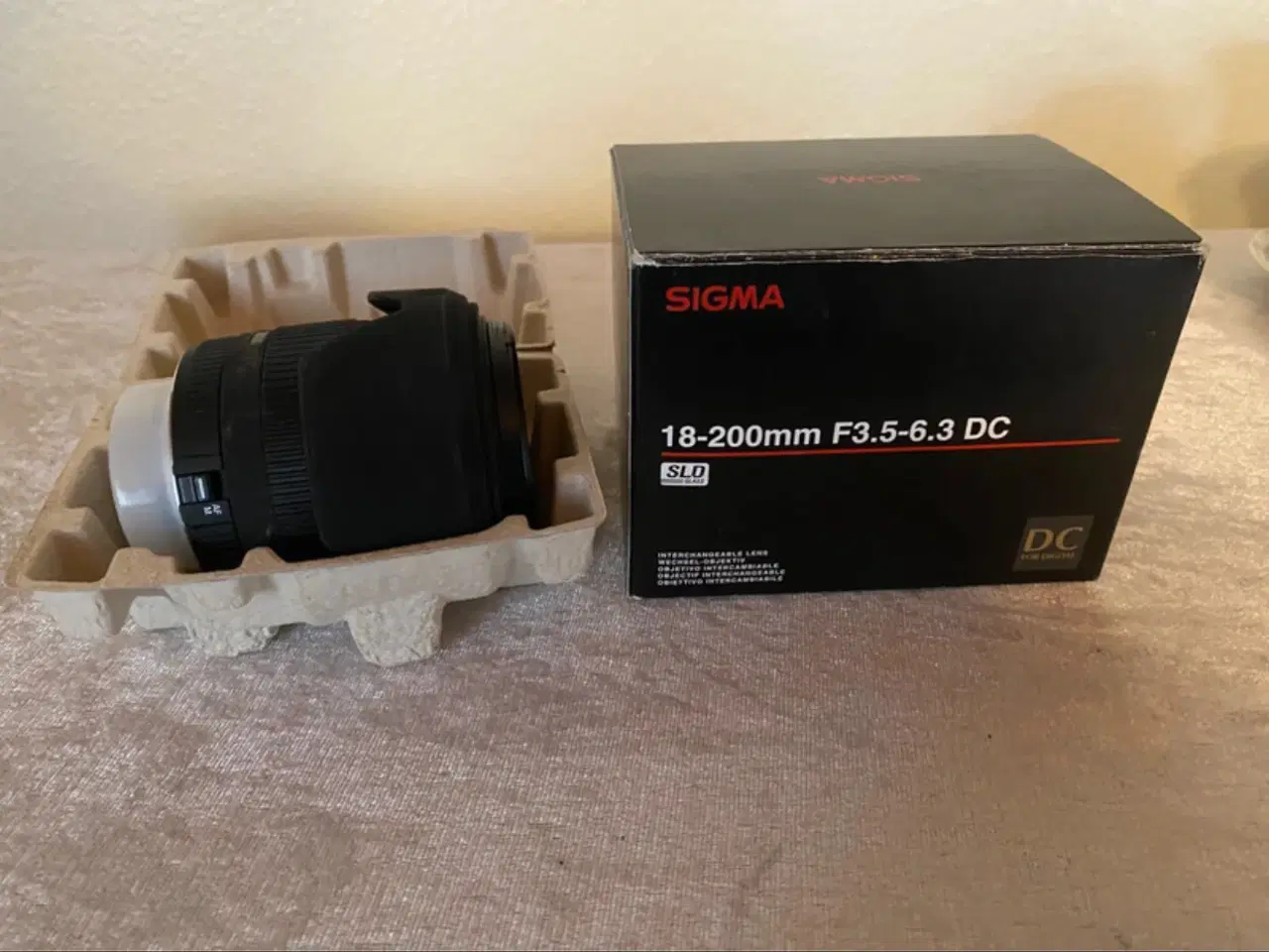 Billede 1 - Sigma 18-200mm F3.5-6.3 DC udskifteligt objektiv. 