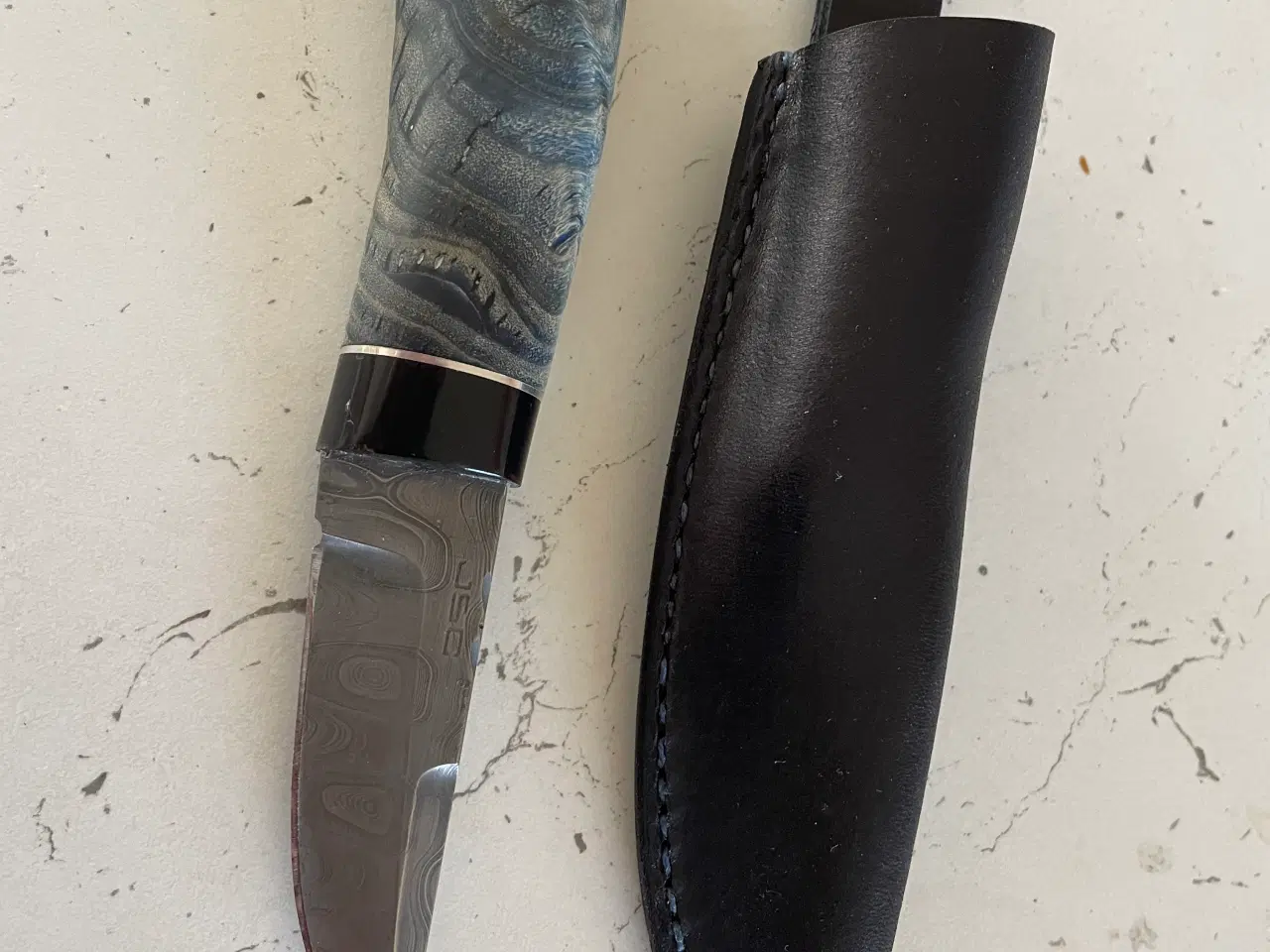 Billede 1 - Håndlavet kniv i rustfrit damask stål