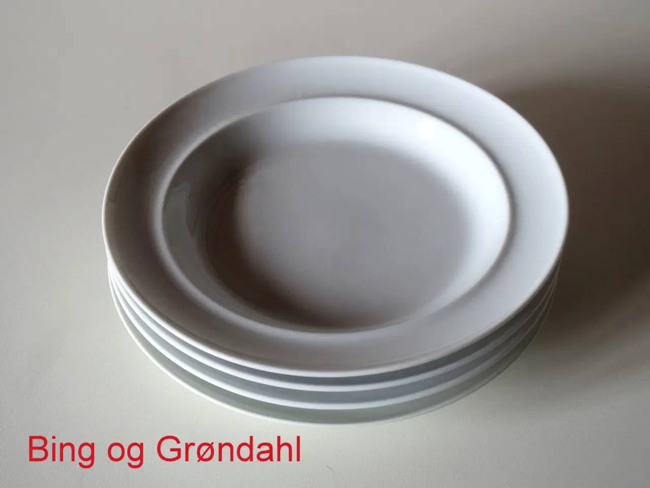 Billede 1 - 4 suppetallerkner i Hvid Koppel, Bing & Grøndahl