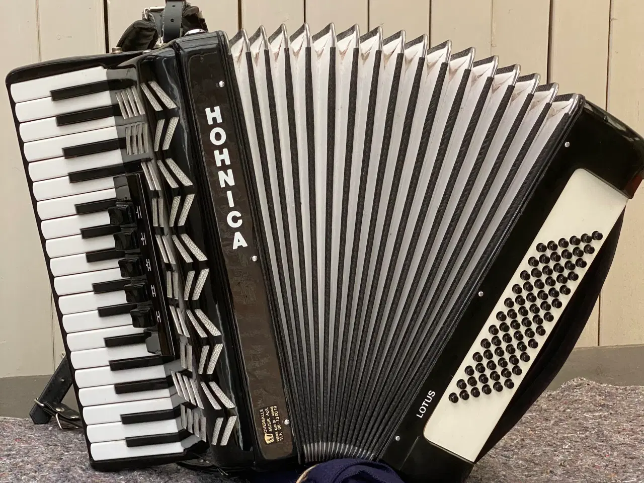 Billede 11 - Hohnica harmonika – 3 kor, 5 registre – sælges fra