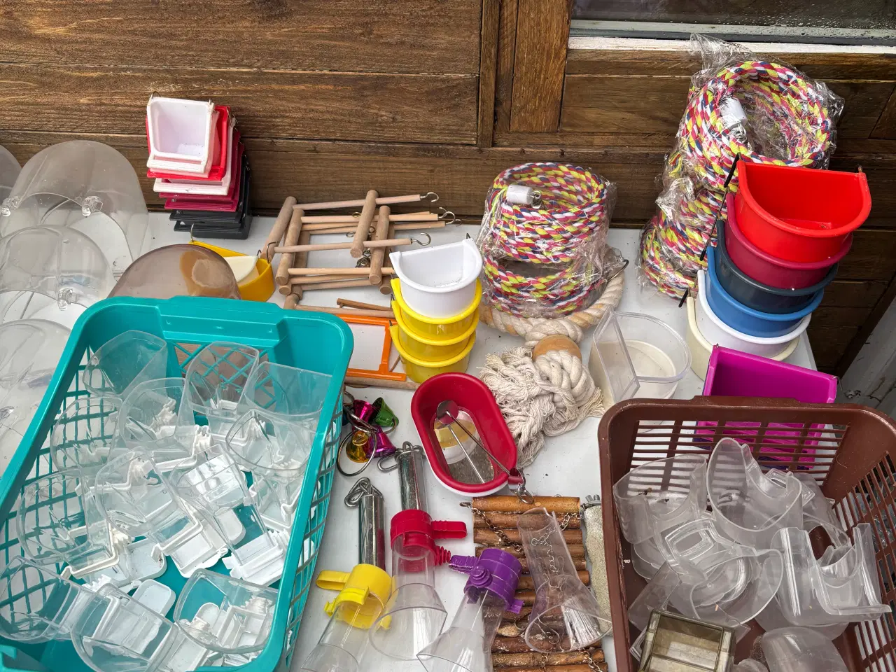 Billede 6 - En masse tilbehør til fugle sælges 