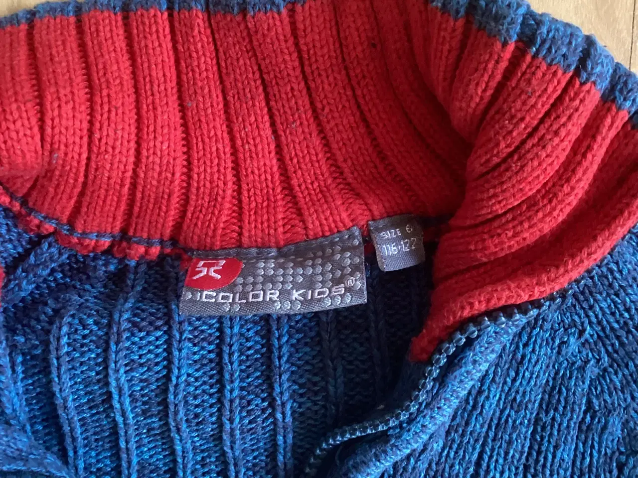 Billede 3 - Bluse pakke str. 116