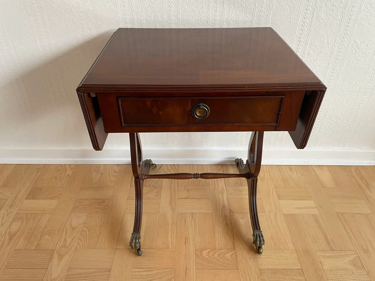 Billede 1 - Fint lille mahogni bord