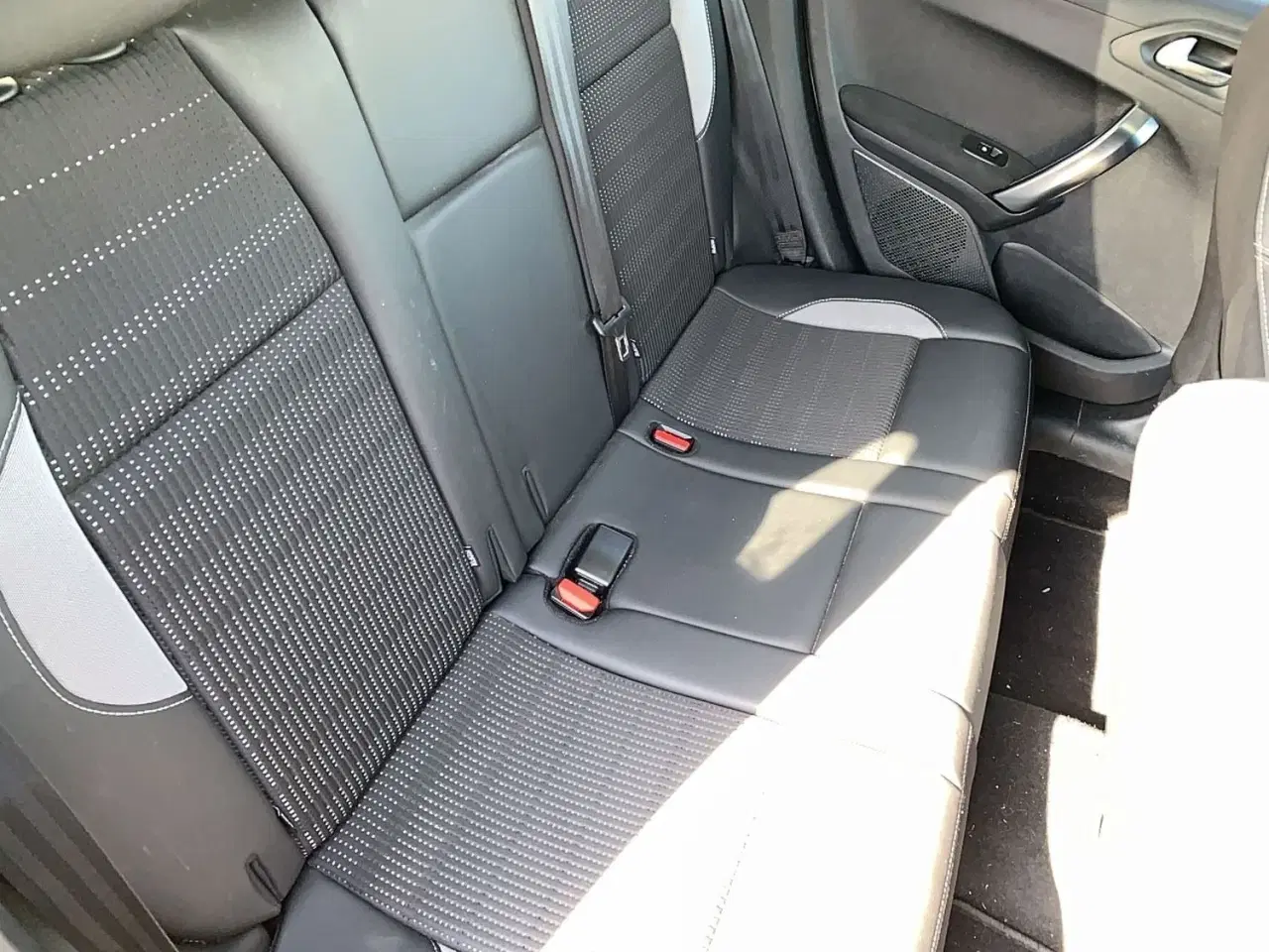 Billede 3 - Peugeot 2008 1,5 BlueHDi 100 Allure+