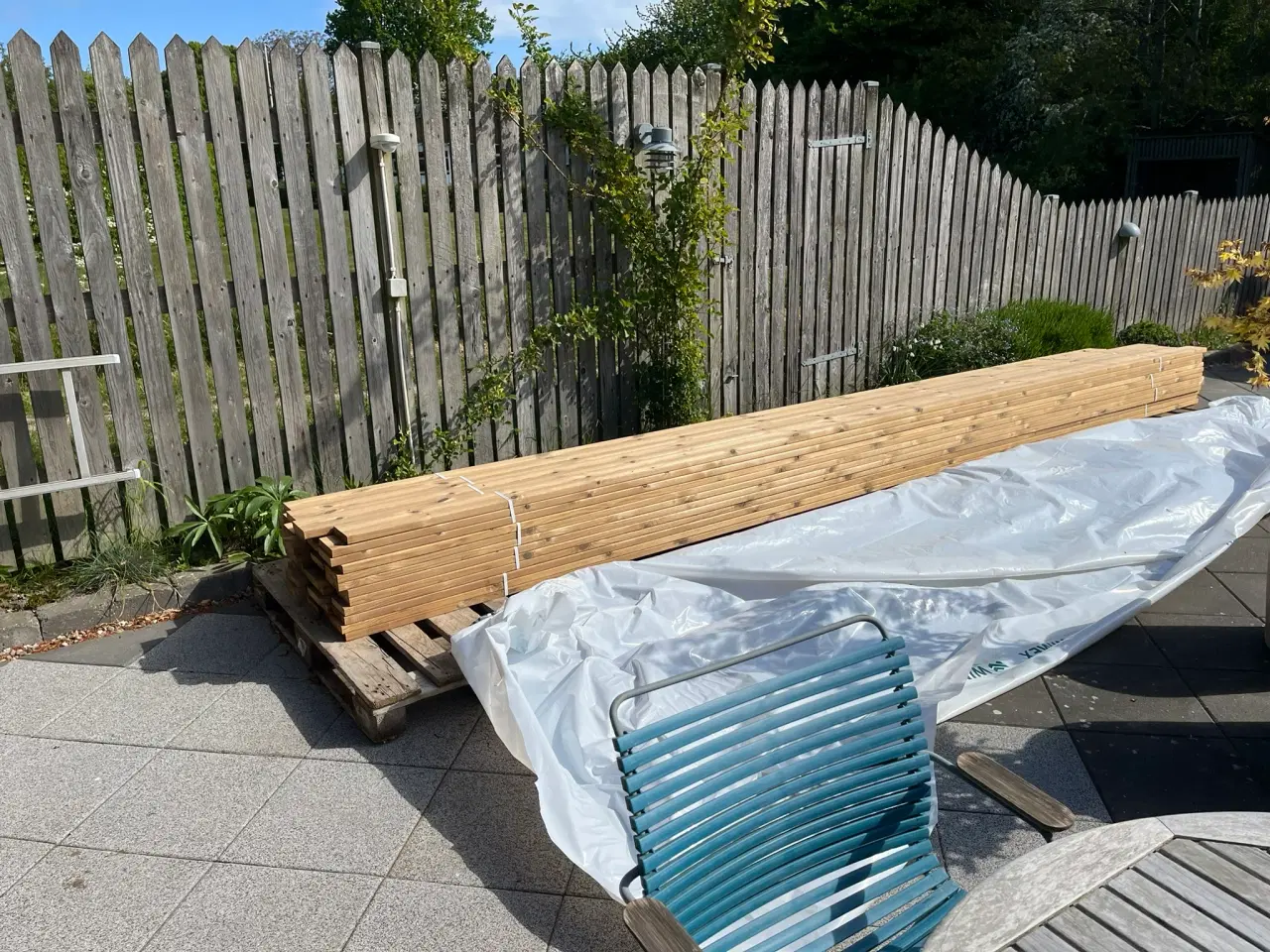 Billede 2 - Terrassebrædder termowood fejlkøb
