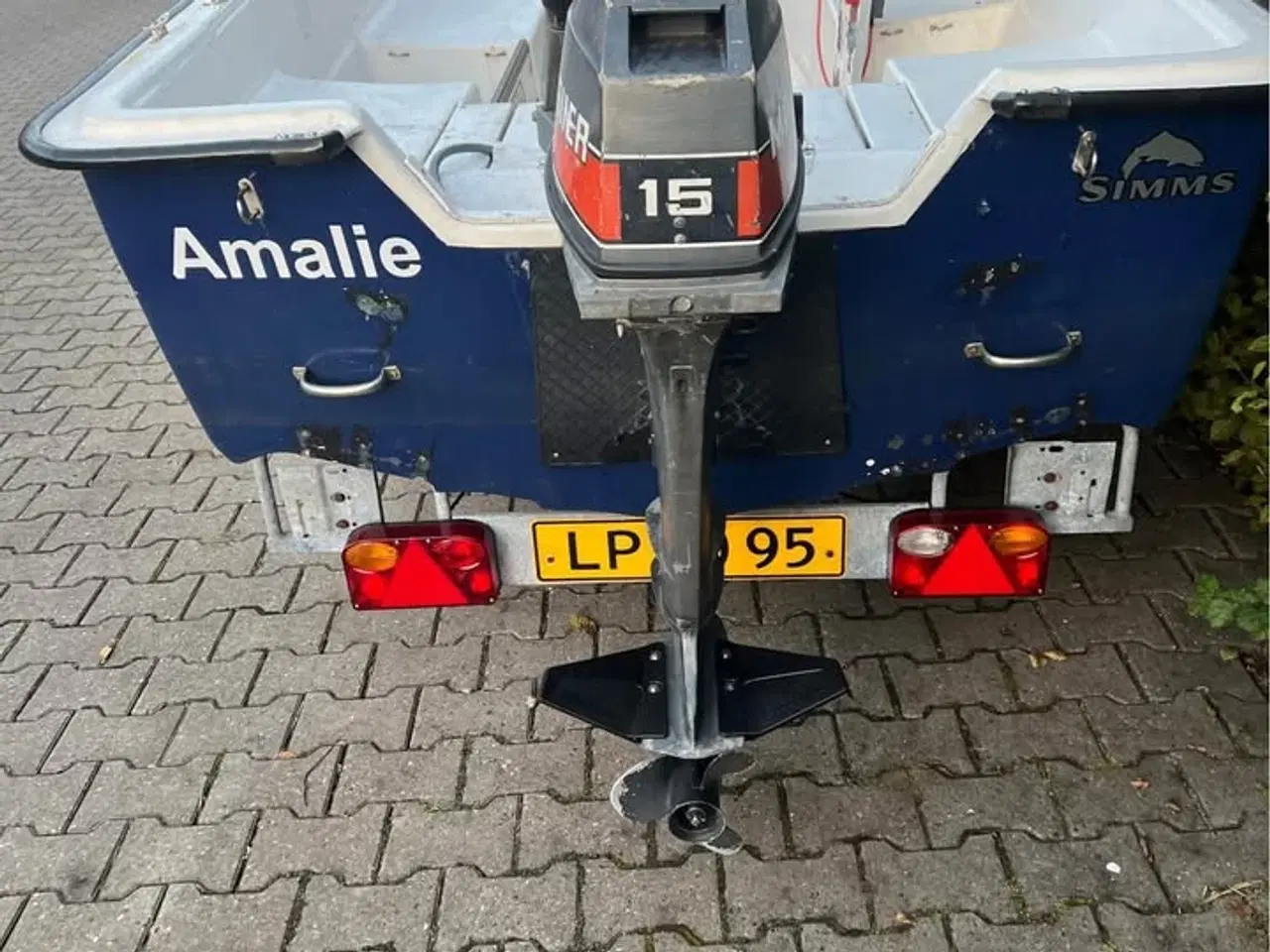 Billede 5 - jolle med trailer og 15 hk motor