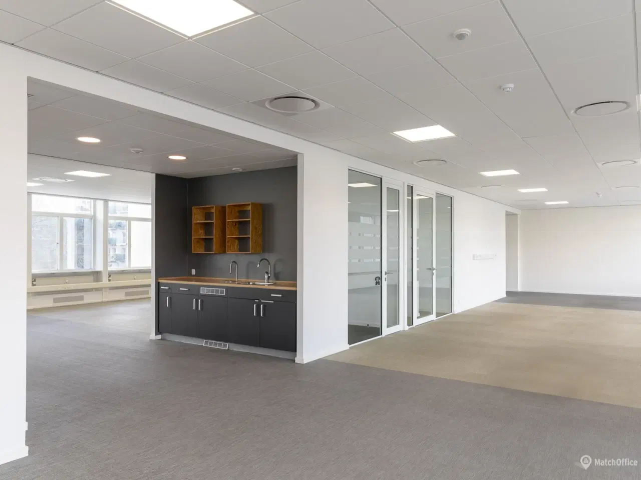 Billede 10 - Lyst og attraktivtkontorlejemål med fælles kantine