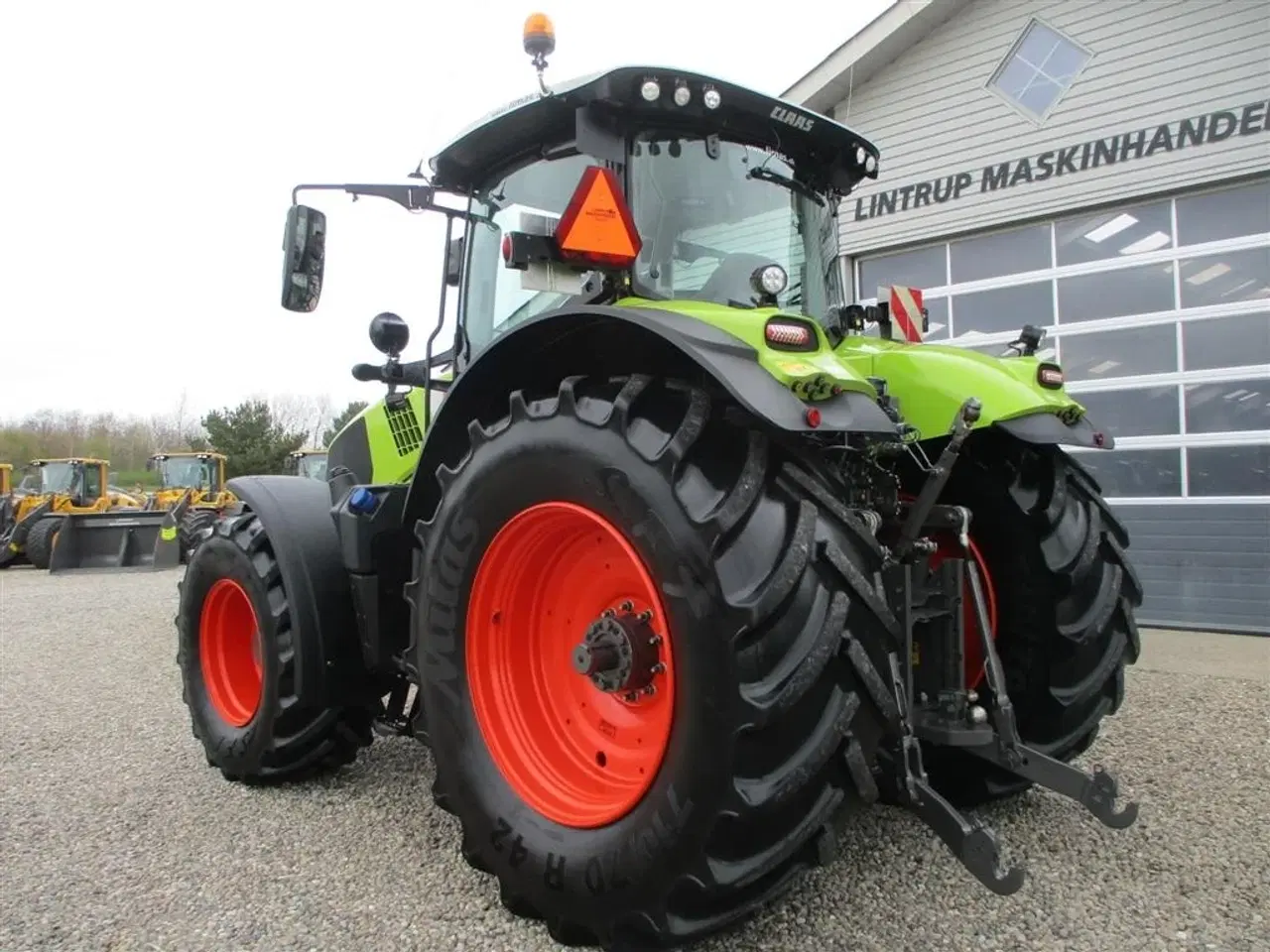 Billede 13 - CLAAS AXION 870 CMATIC  med frontlift og front PTO, GPS ready