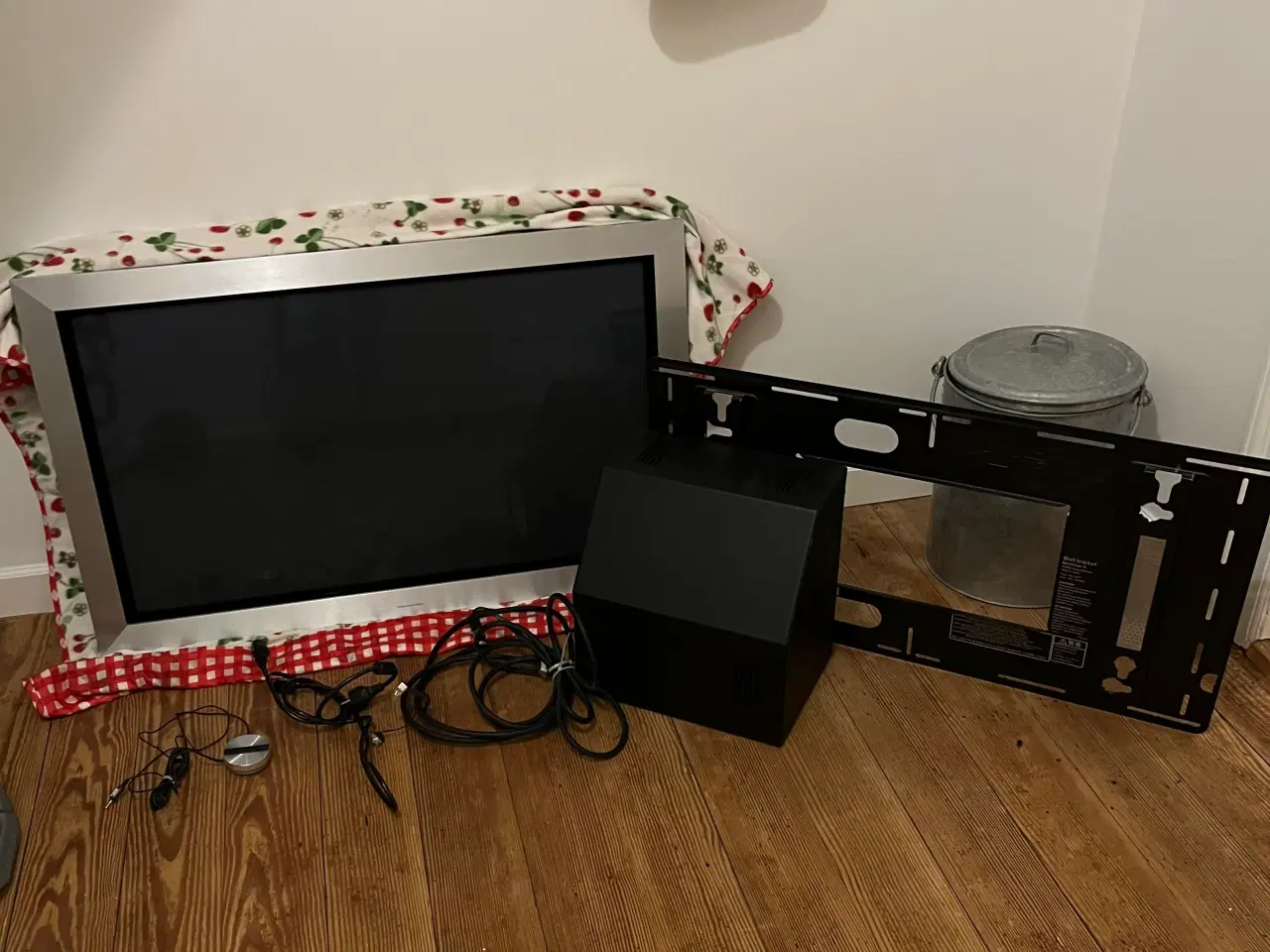 Billede 1 - B&O tv, BeoVision 4 med BeoSystem 2