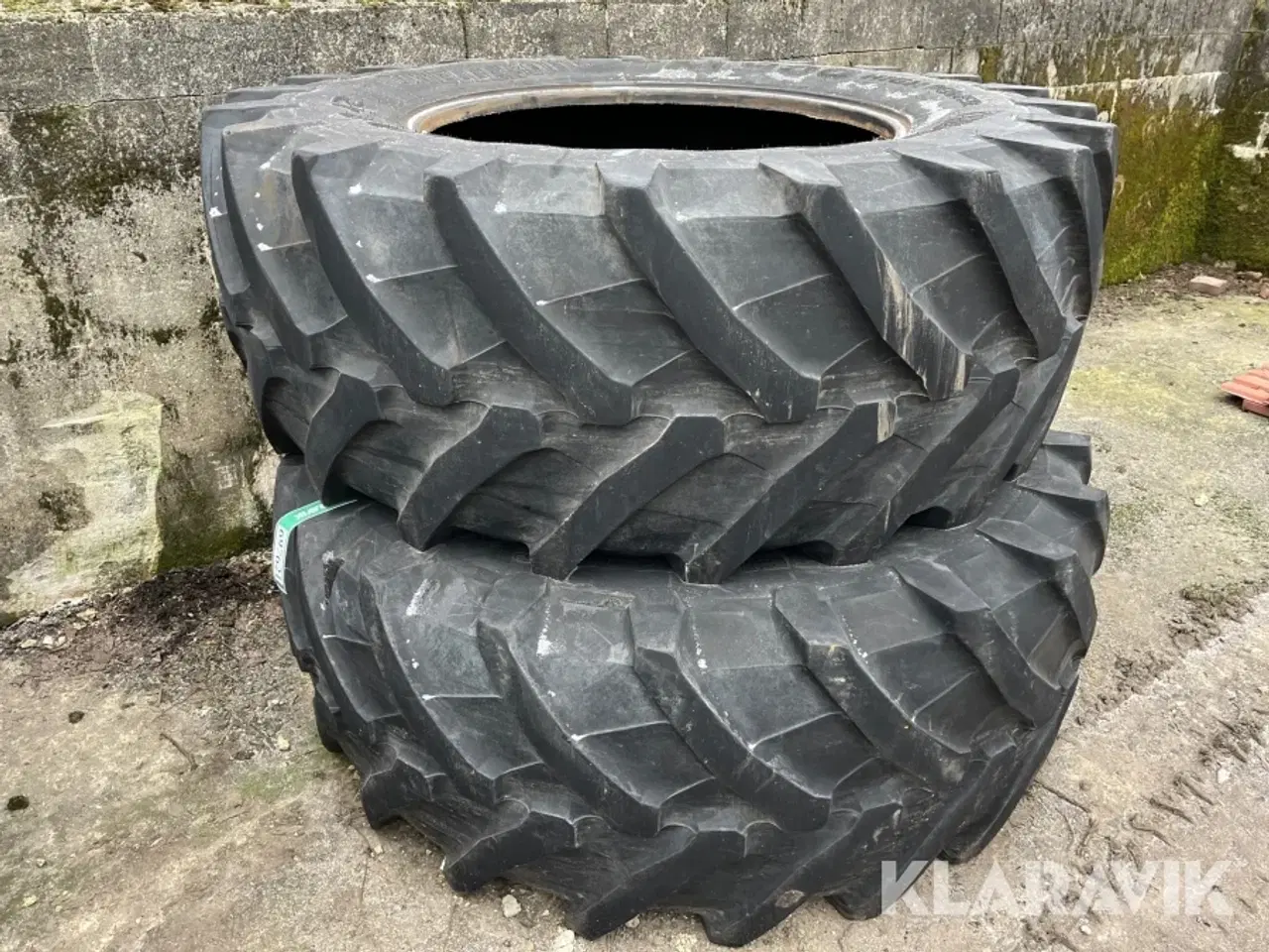 Billede 1 - Traktordæk Trelleborg TM900 710/70R42 - 2 styk