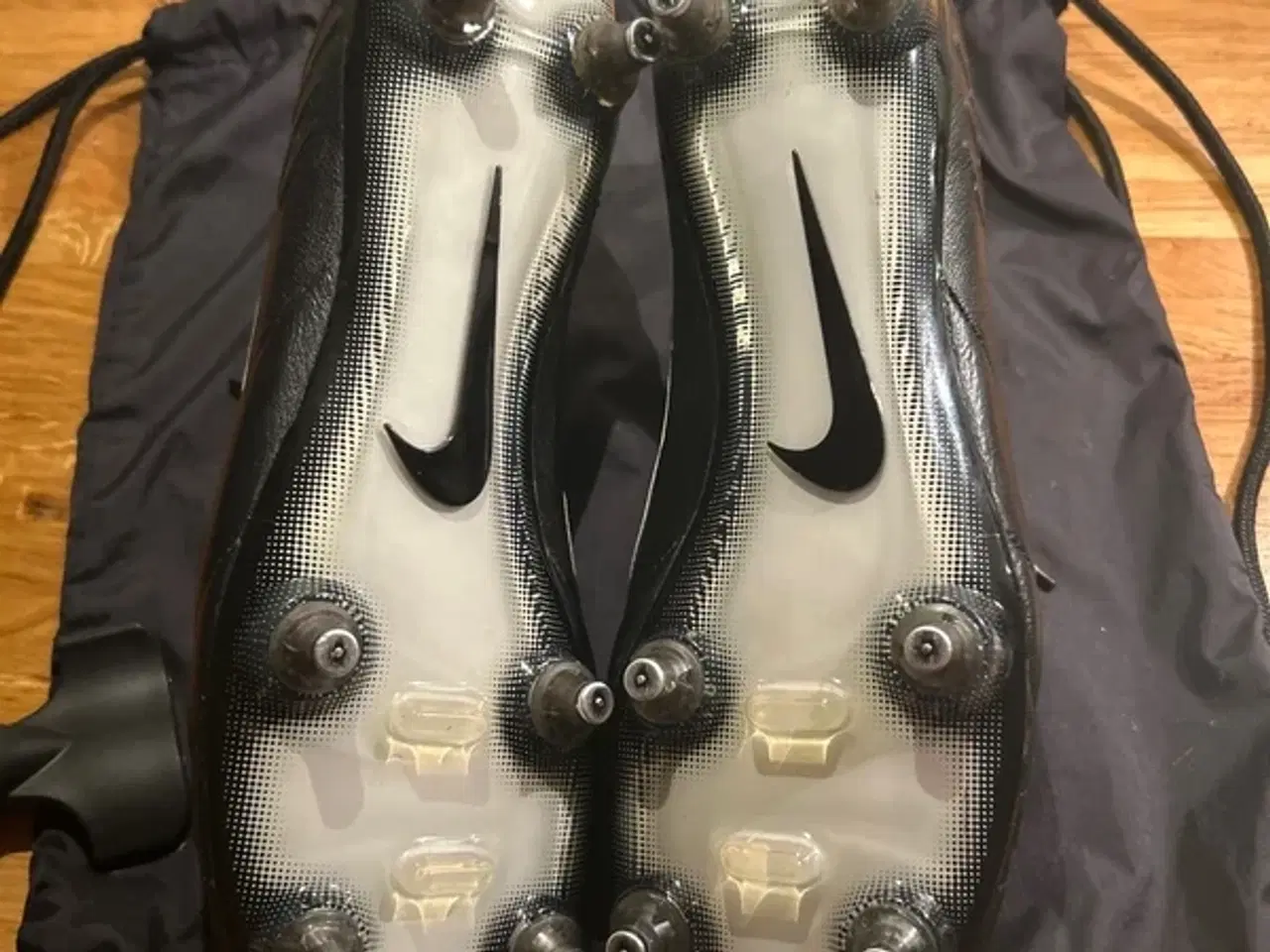 Billede 5 - Nike Tiempo Topmodel: Legend VI SG sort + orange l