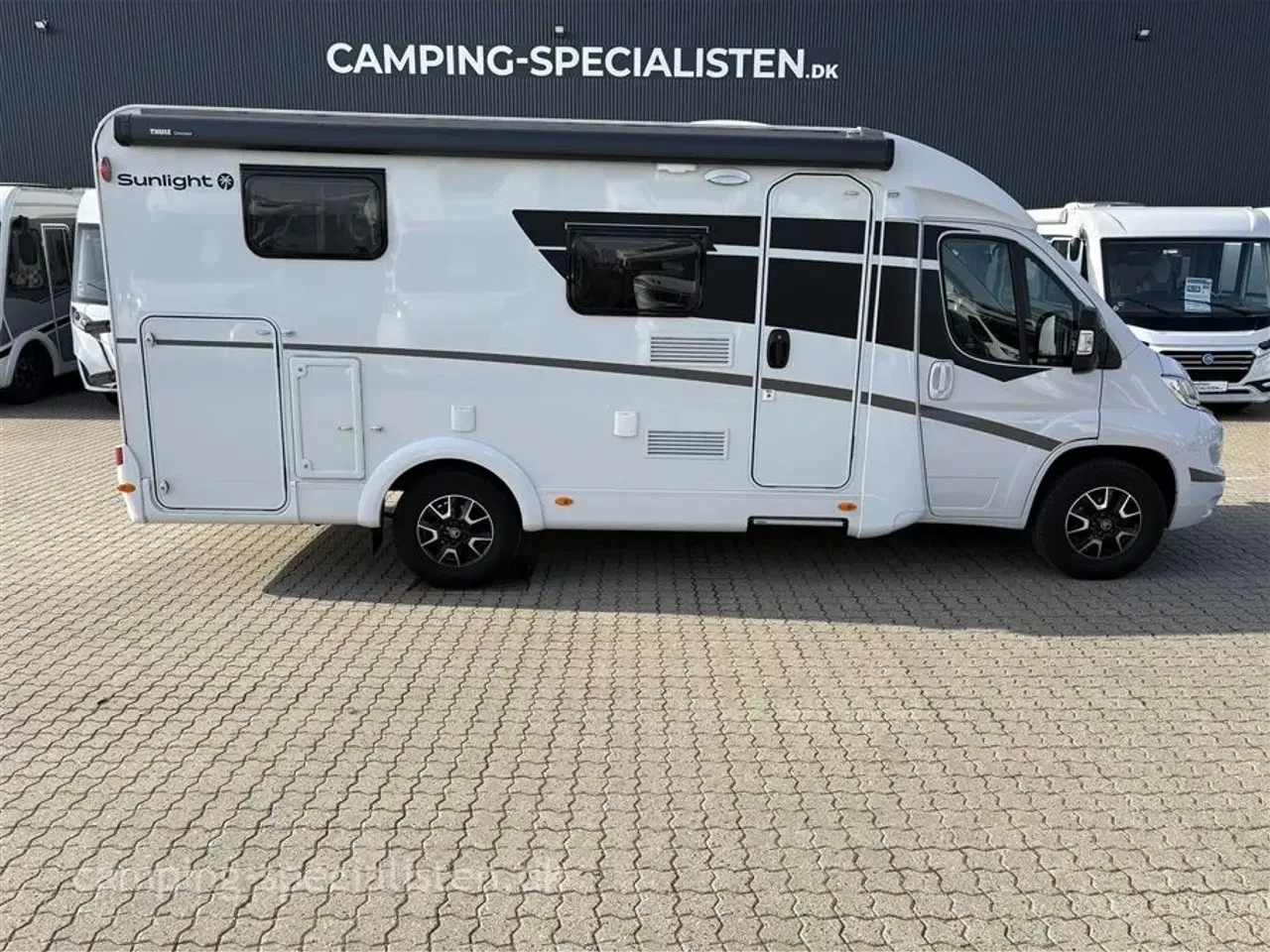 Billede 1 - 2022 - SunLight VAN V66 Adventure Edit   SunLight Van V66 Adventure Edit 2022 - Kan ses nu hos Camping-Specialisten.dk