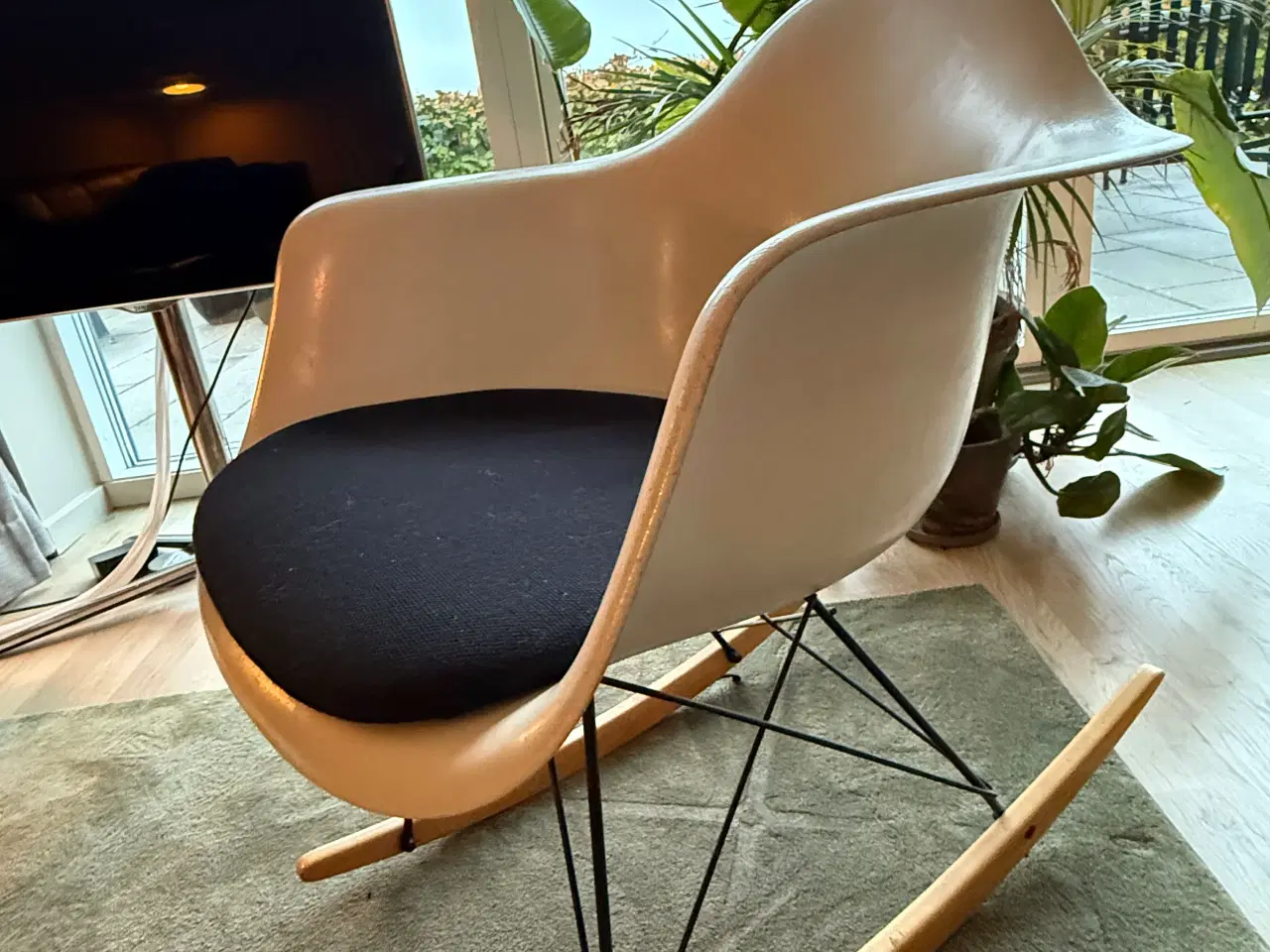 Billede 3 - Eames, Gyngestol, Gyngestol