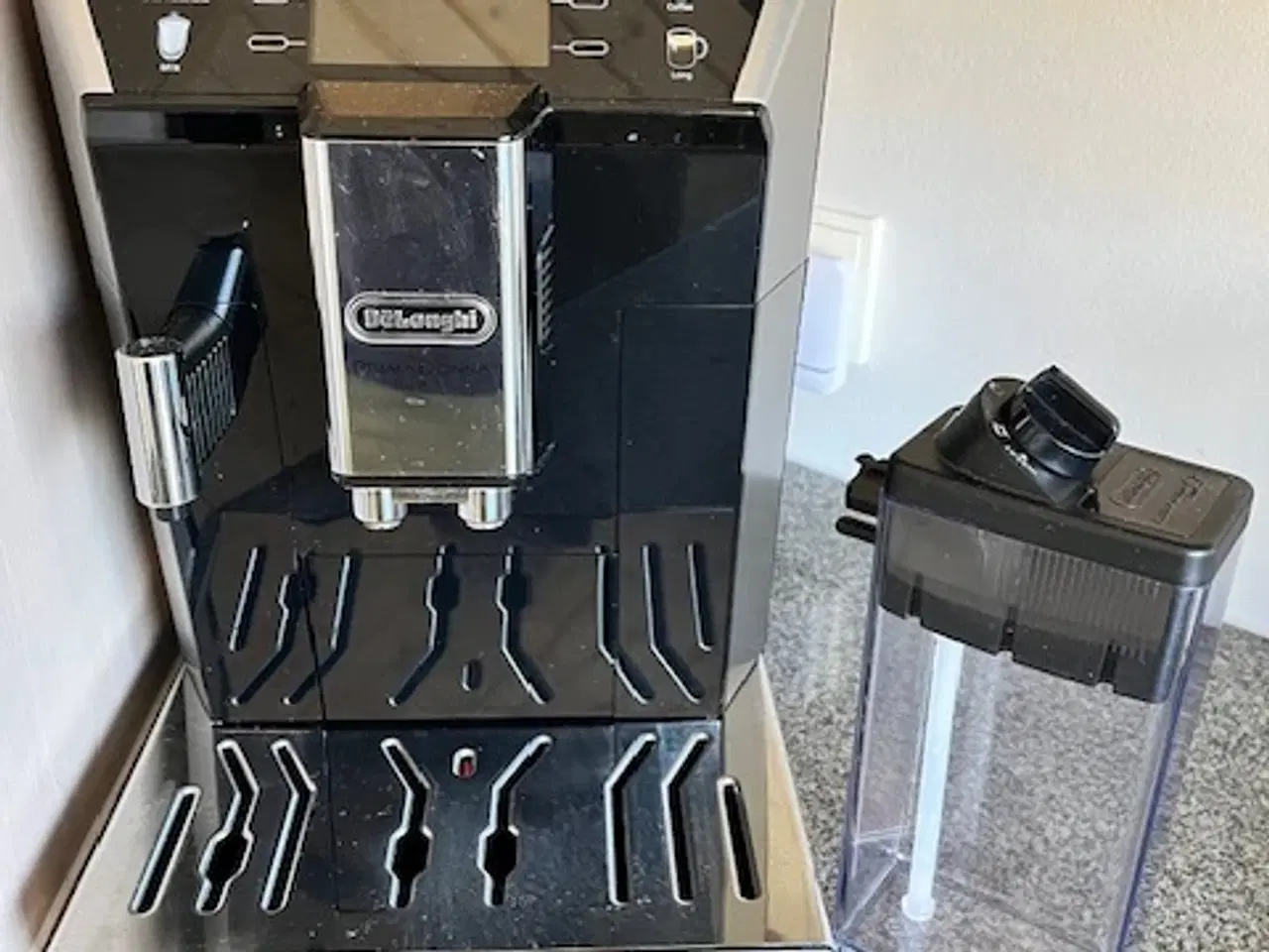 Billede 1 - Espressomaskine, Delonghi ECAM550.65SB