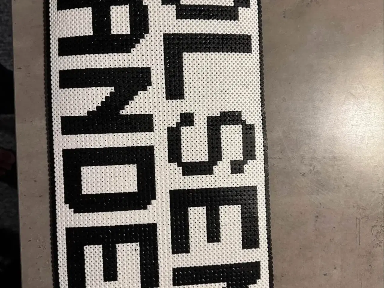 Billede 1 - Olsen banden perleplade skilt sælges