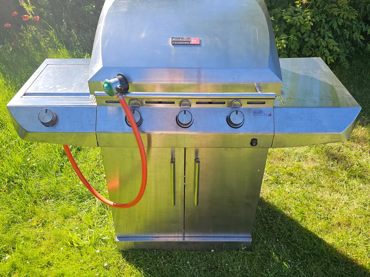 Billede 1 - Stor Char-Broil Performance gasgrill inkl. overtræ