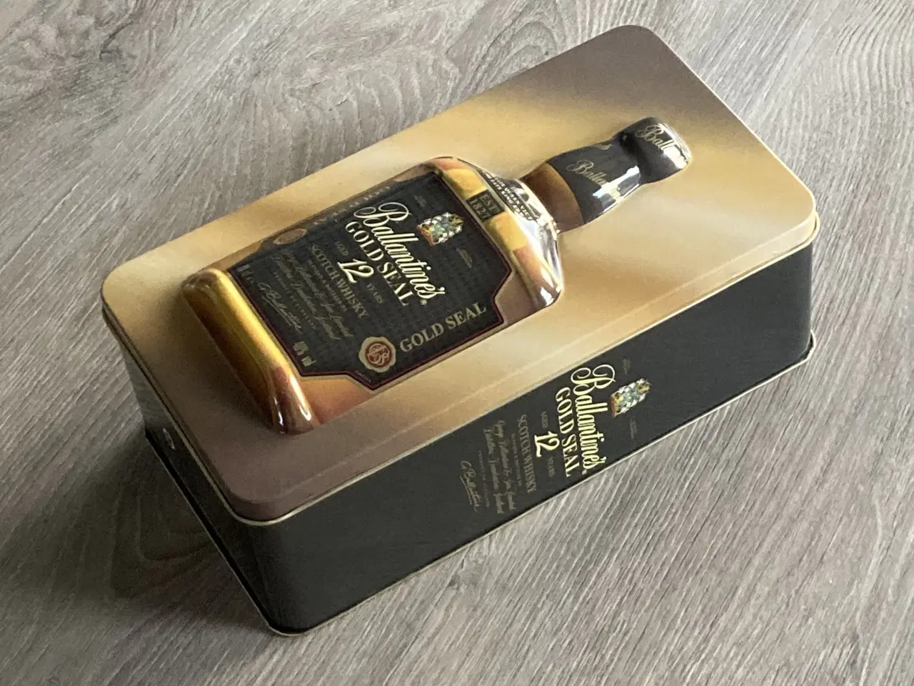 Billede 2 - Ballantine’s Gold Seal 12 Scotch whisky metaldåse 