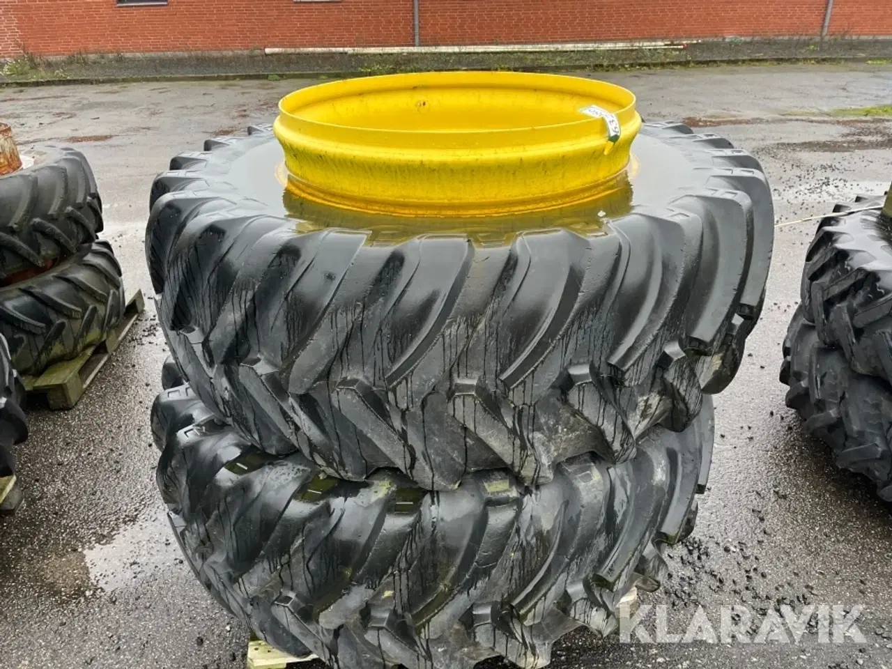 Billede 4 - Tvillingehjul Alliance og Michelin 4 styk - med 8 klemmer