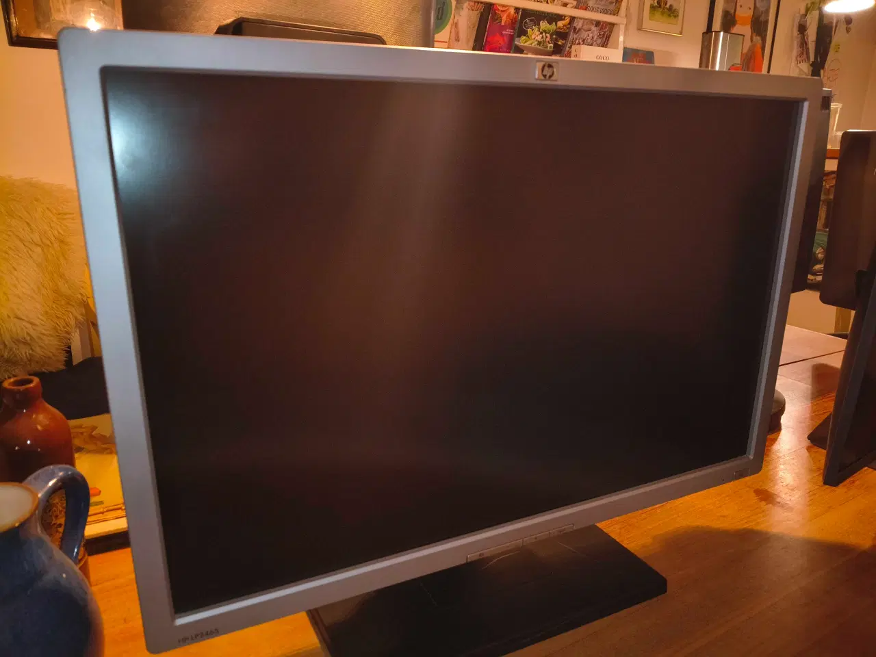 Billede 3 - Fem fladskærme til computer varierende i pris