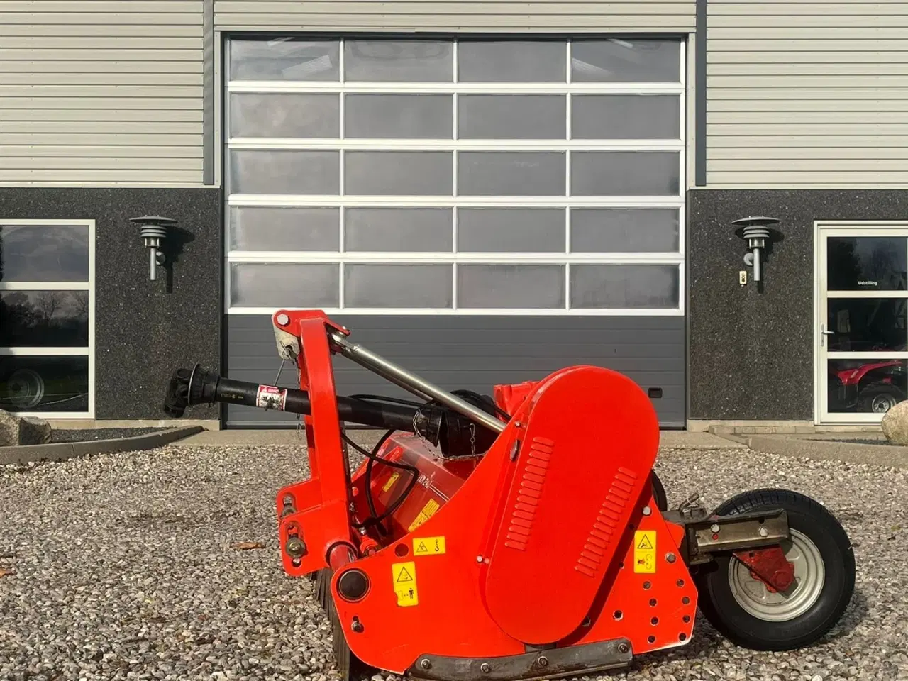 Billede 3 - Kuhn VKM 240 Meget velholdt og ikke meget brugt slagleklipper med hydraulisk side regulering og dybderegulerings hjul