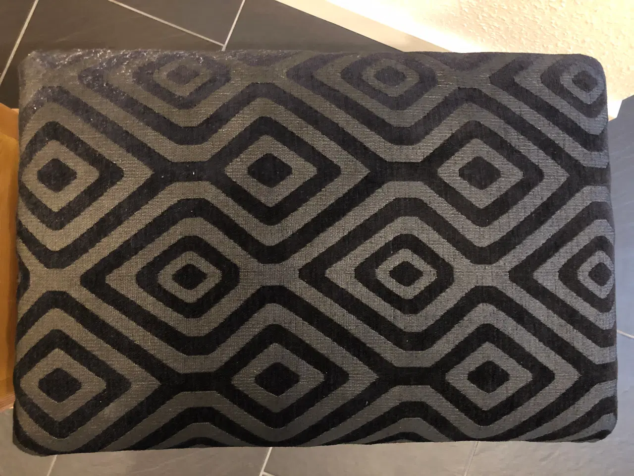 Billede 6 - 2 skamler i fyrretræ med opbevaring