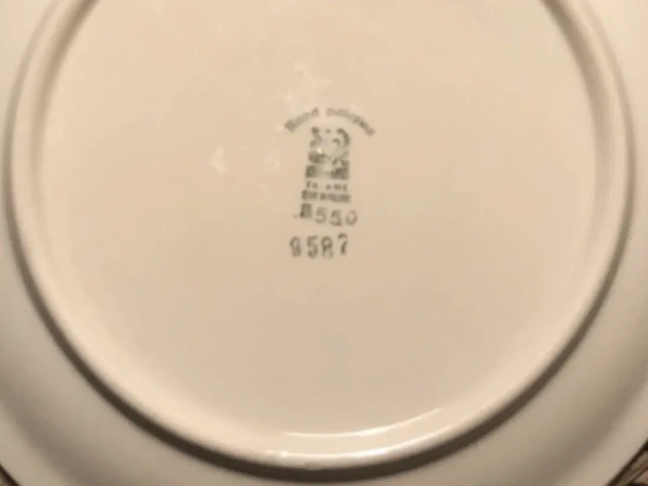 Billede 2 - Håndmalet fajance tallerken 