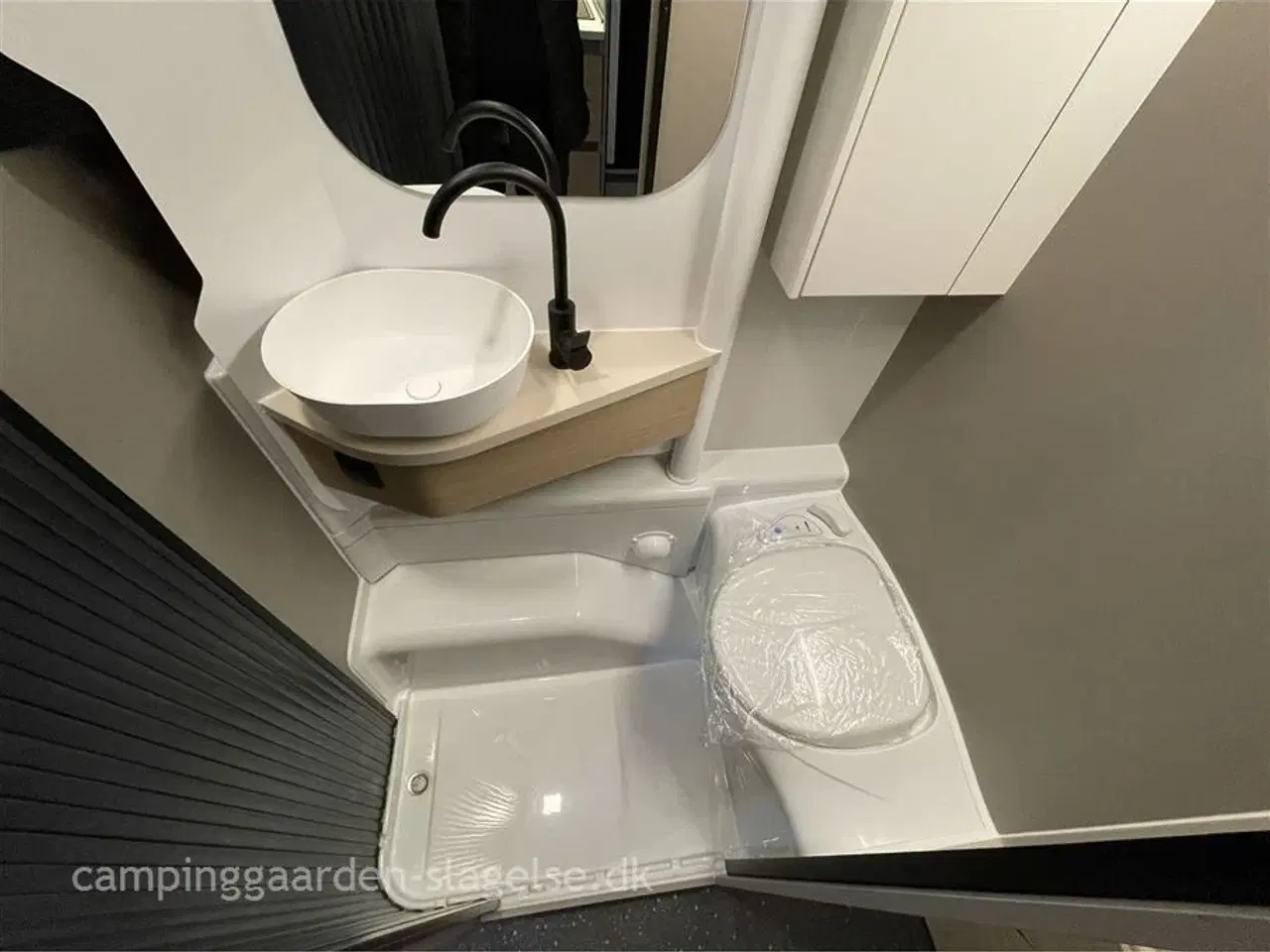 Billede 16 - 2026 - Adria Action 391 PD   Ny Adria Action 391 PD – Let, Komfortabel og El-bilvenlig