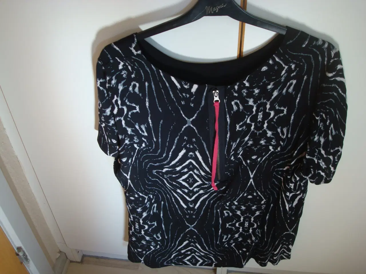 Billede 2 - NY Bluse, Friendtex, str. 40