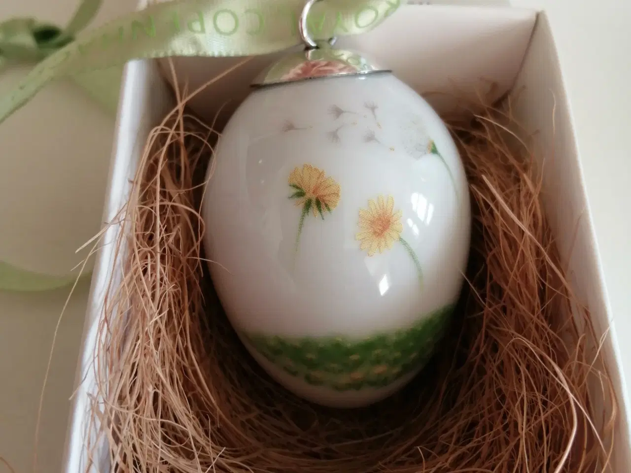 Billede 3 - Royal Copenhagen Påskeæg År 2013 