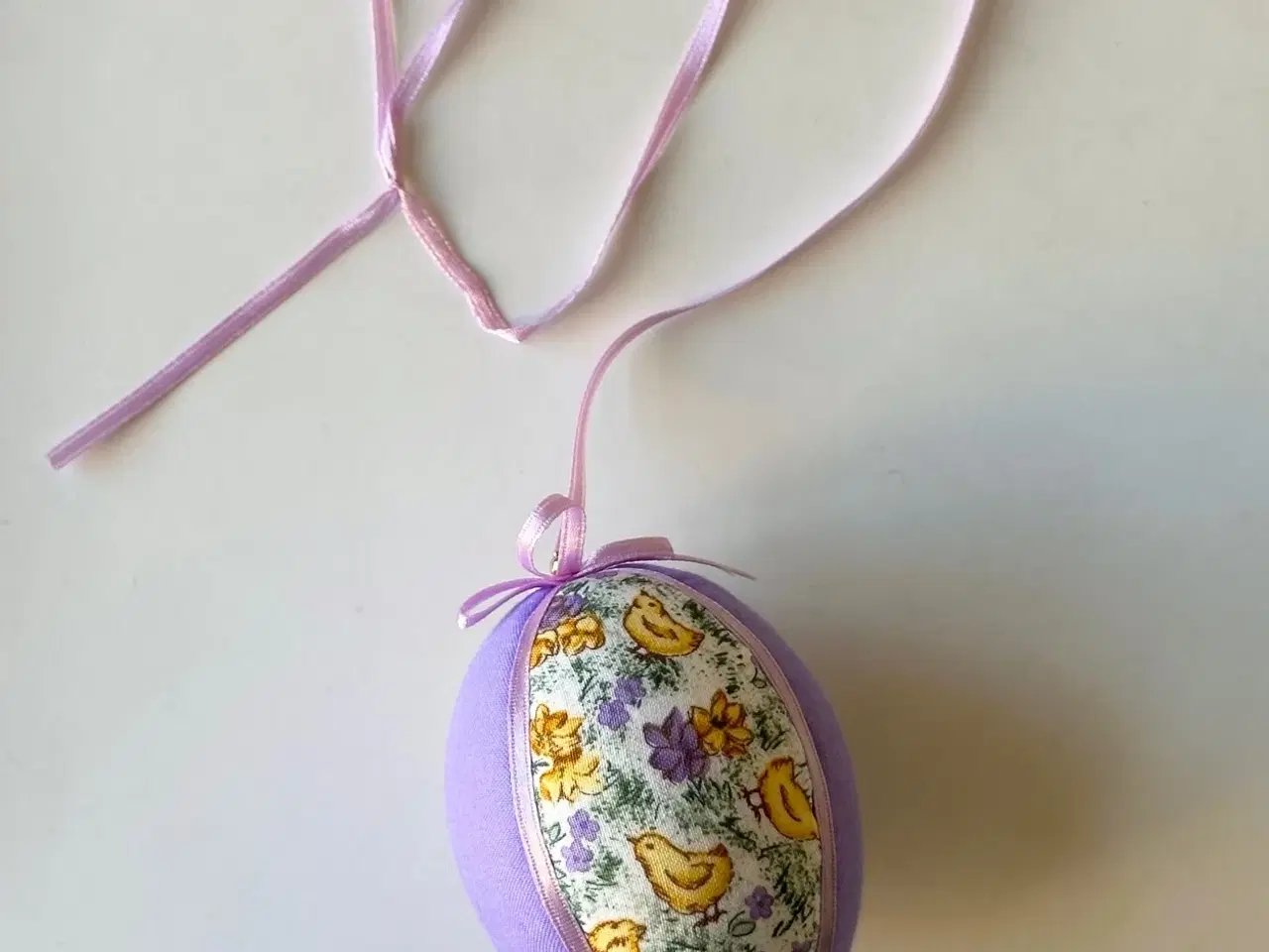 Billede 1 - Mellem påskeæg, lilla m kyllinger